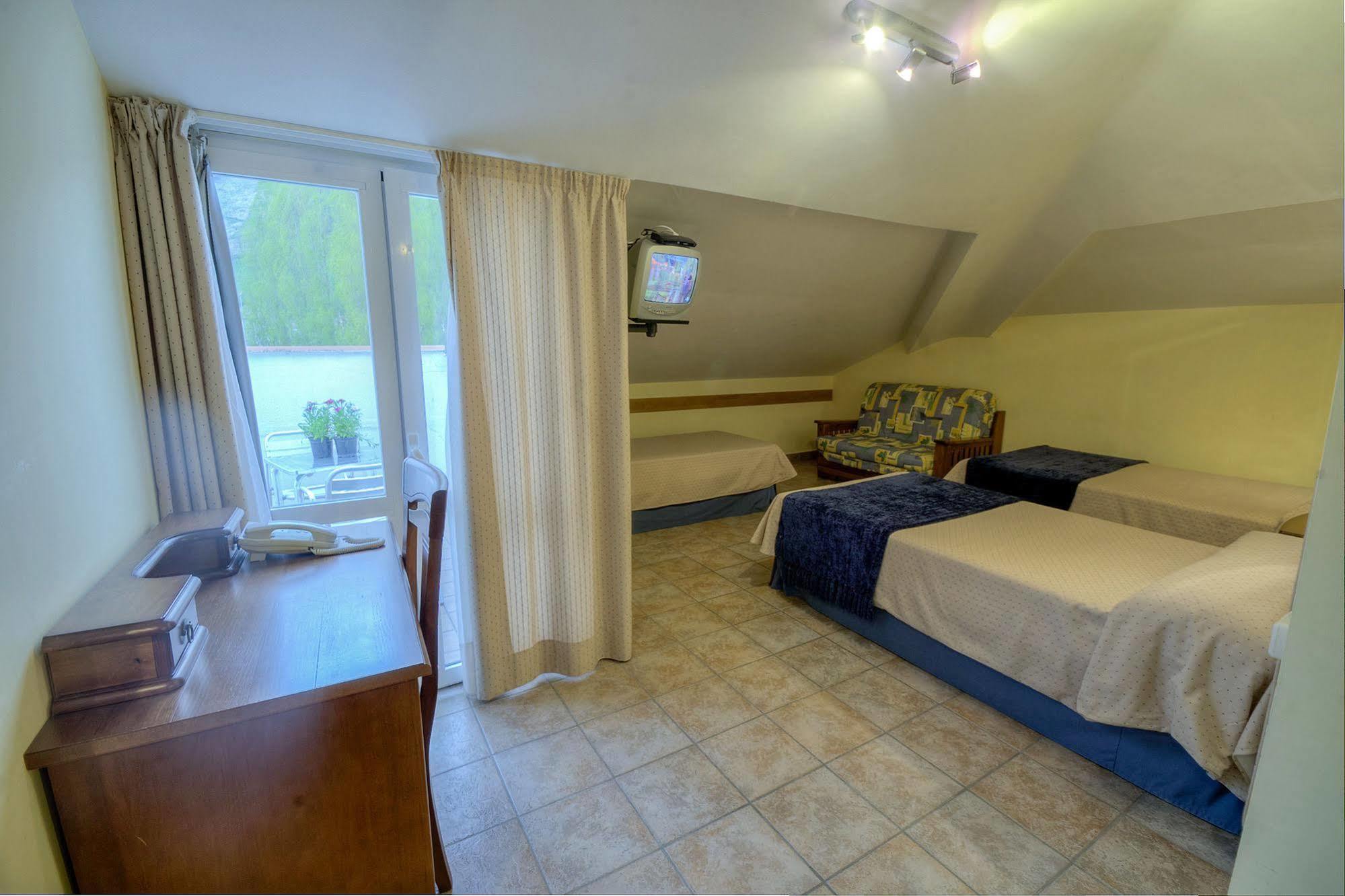 Hostal Jai Alai Leitza  Exterior foto